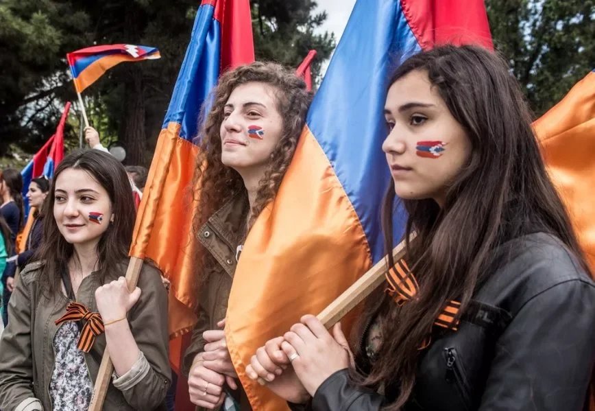 Erməni kilsəsi qadınları döyüşə göndərir – İrəvanın Qarabağda “SPİD” PLANI 