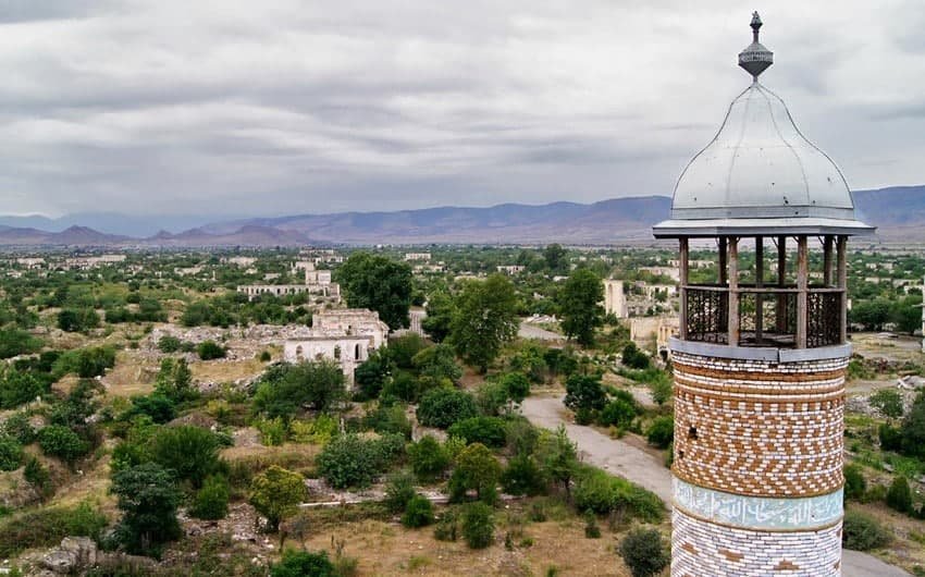 Bir qrup tanınmış sima ŞUŞAYA səfər etdi - FOTO