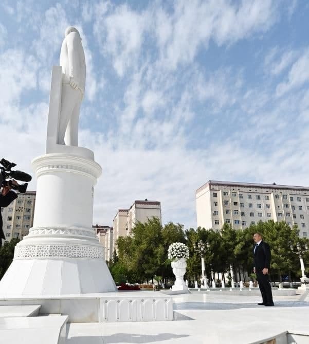 İlham Əliyev Sumqayıta getdi - FOTO - foto 2