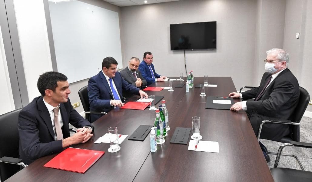 Həmsədrdən QƏBULOLUNMAZ ADDIM: Xovayev Arayik Arutyunyanla görüşdü