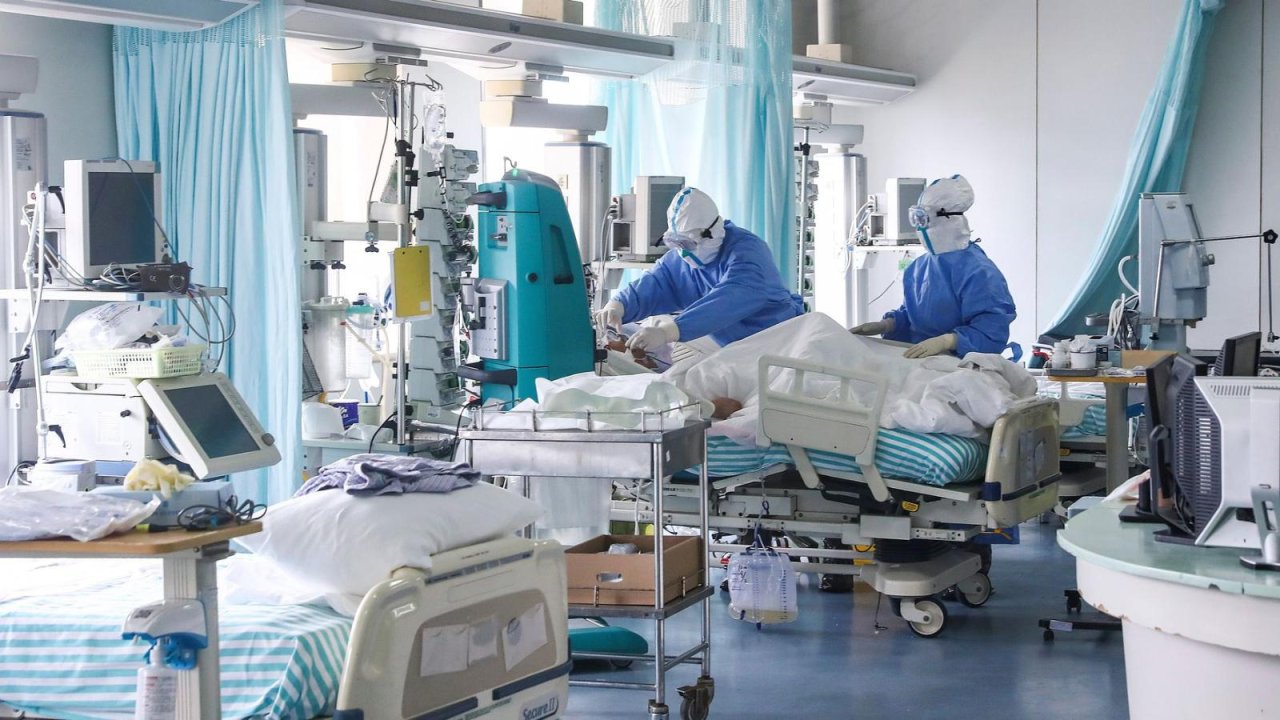Azərbaycanda 29 yaşlı xanım məmur koronavirusdan ÖLDÜ