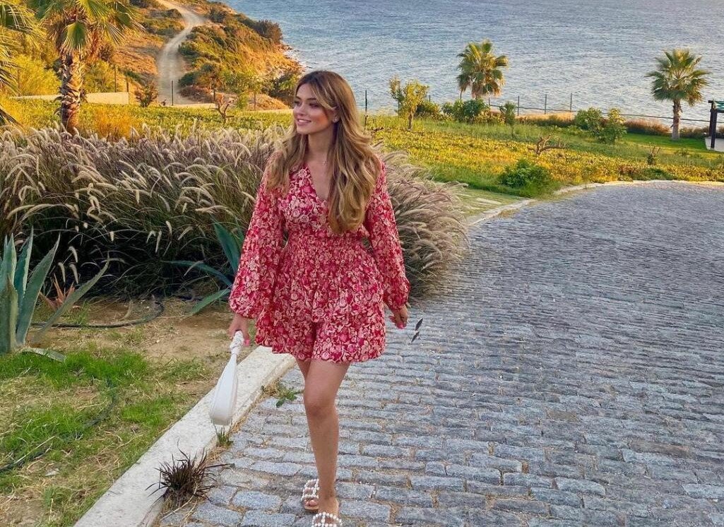 Xalq artistinin qızı paylaşımı ilə GÖZ OXŞADI - FOTO/VİDEO