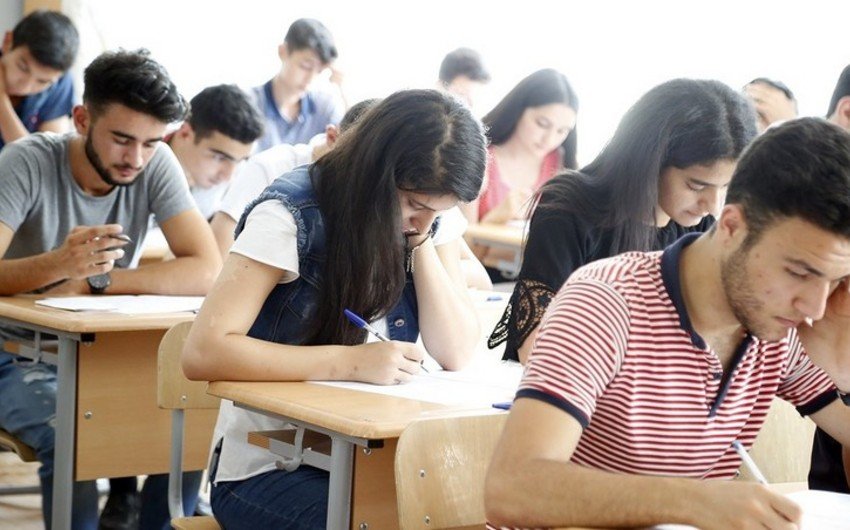 Aşağı nəticə göstərən tələbələrə yüksək bal verilib? – Nazirlikdən ittihamlara CAVAB 