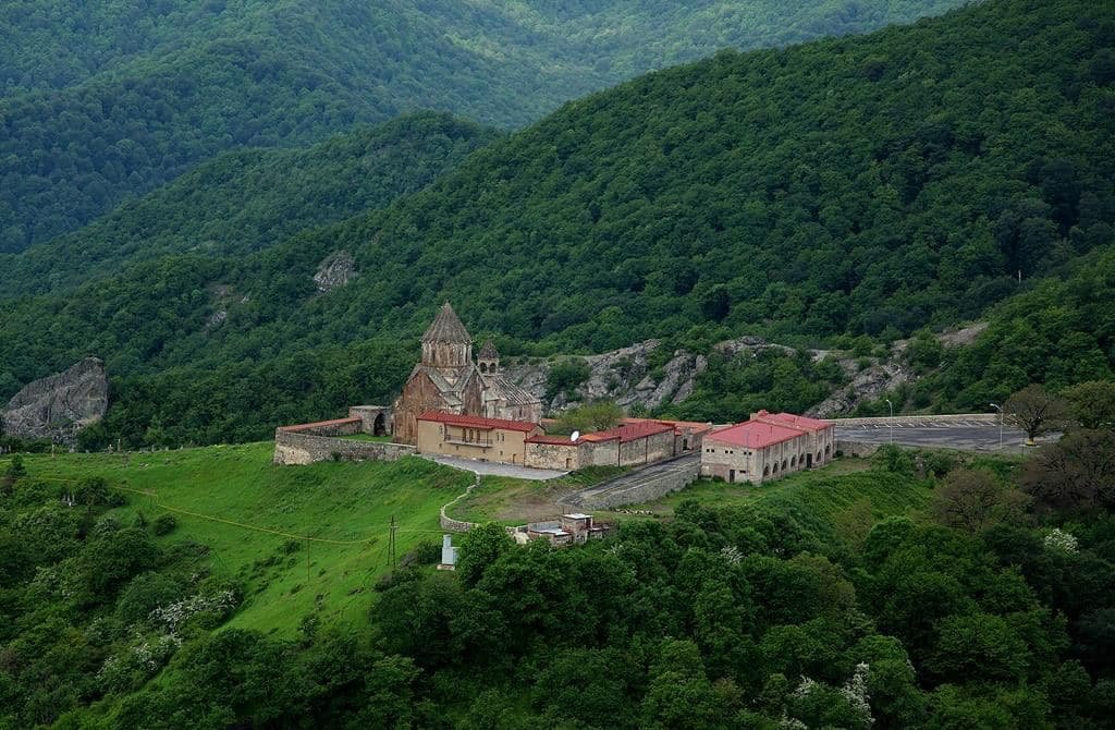 Ermənistan prezidenti Armen Sarkisyandan Şuşa təxribatı - FOTO