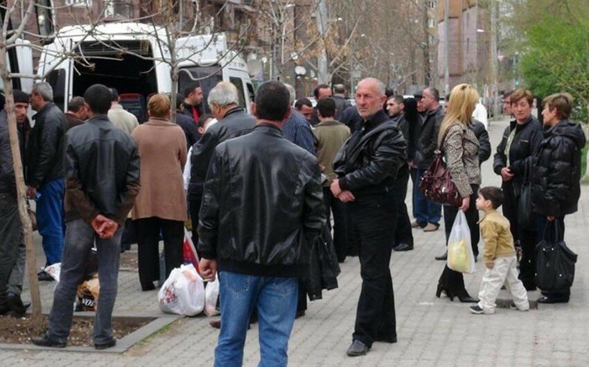 Ermənilər ölkəni kütləvi şəkildə tərk edir – SON STATİSTİKA