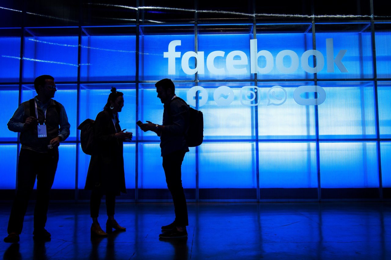 Facebook əməkdaşları ofisə daxil ola bilmir