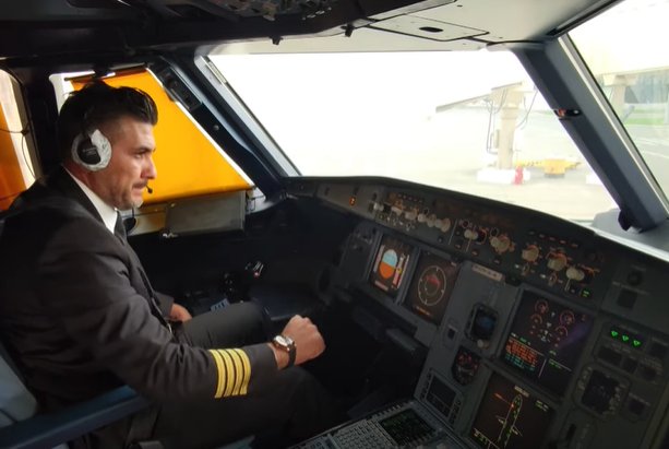Ermənistan üzərindən ilk aviauçuş həyata keçirən pilot və bələdçinin təəssüratları -  VİDEO