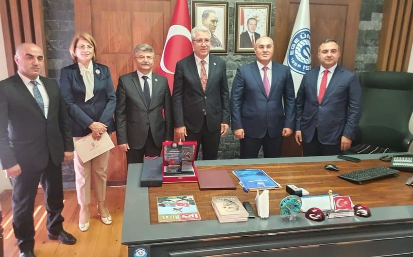 Səfər Mehdiyev türkiyəli həmkarı ilə görüşdü – FOTO 