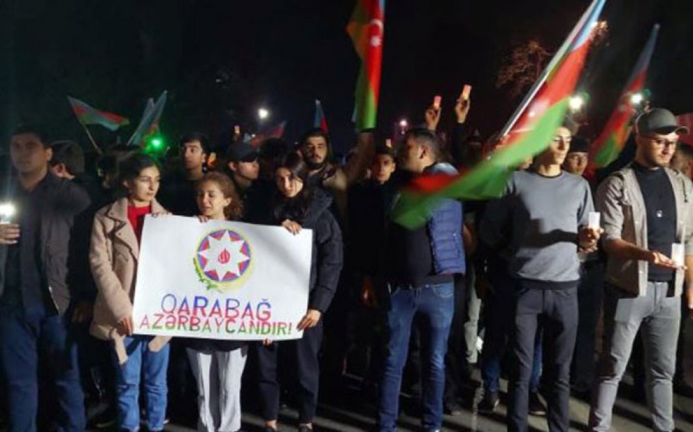 Gəncədə erməni terrorunun qurbanlarının xatirəsi anıldı - FOTO