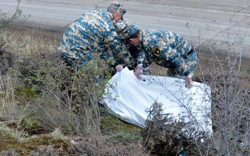 Erməni hərbçinin meyiti Şuşada qarşı tərəfə verildi Erməni hərbçinin meyiti Şuşada qarşı tərəfə verildi