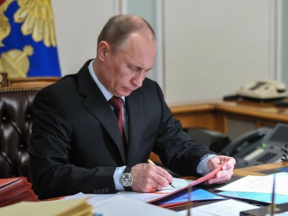 Putin hansı naziri işdən çıxaracaq? – DİQQƏTLƏR KREMLƏ YÖNƏLİB