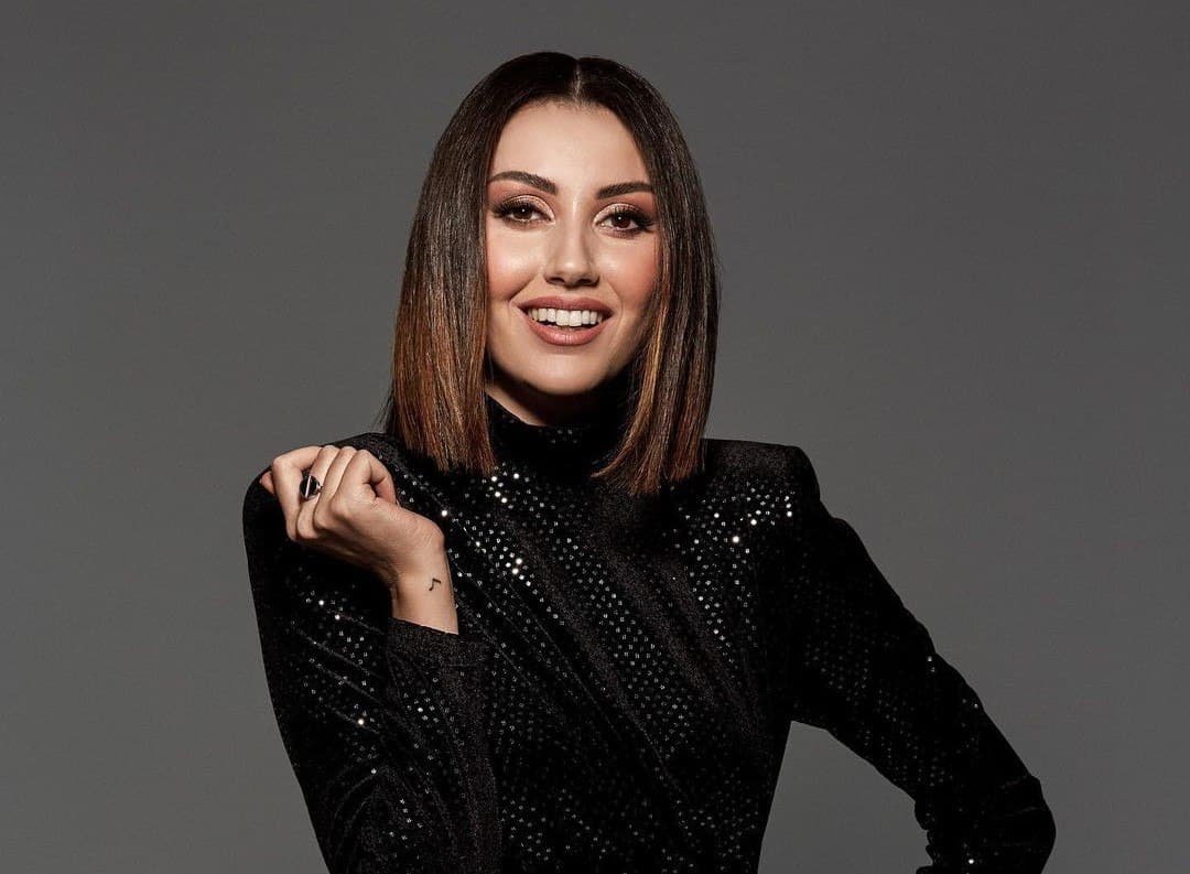 Safurədən həyat yoldaşı ilə birgə - FOTO Safurədən həyat yoldaşı ilə birgə - FOTO