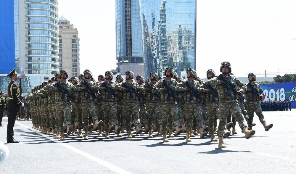 Hərbi qulluqçularla bağlı bu qanuna DƏYİŞİKLİK EDİLİR 