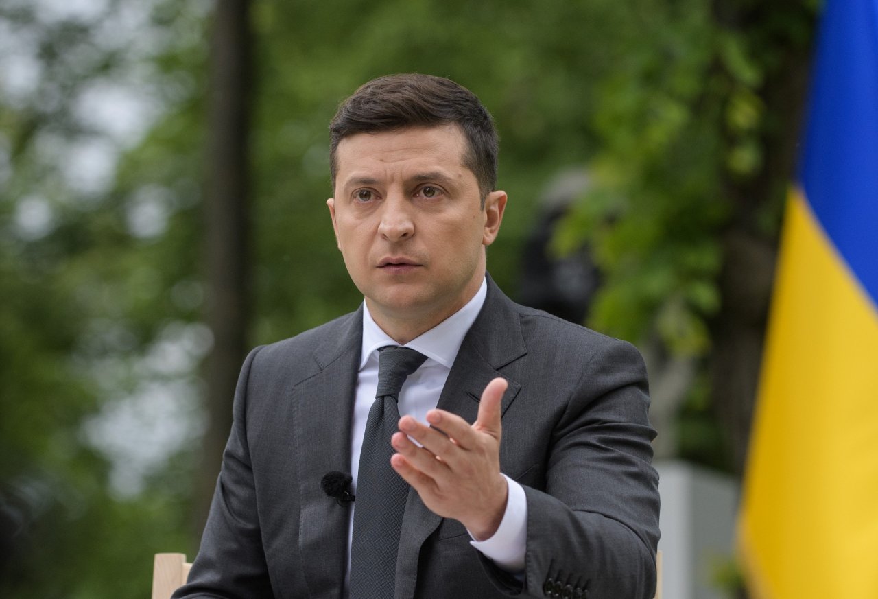 Zelenski ilə mübahisədən sonra qalmaqallı jurnalist Butusov Azərbaycana qaçıb? - FOTO