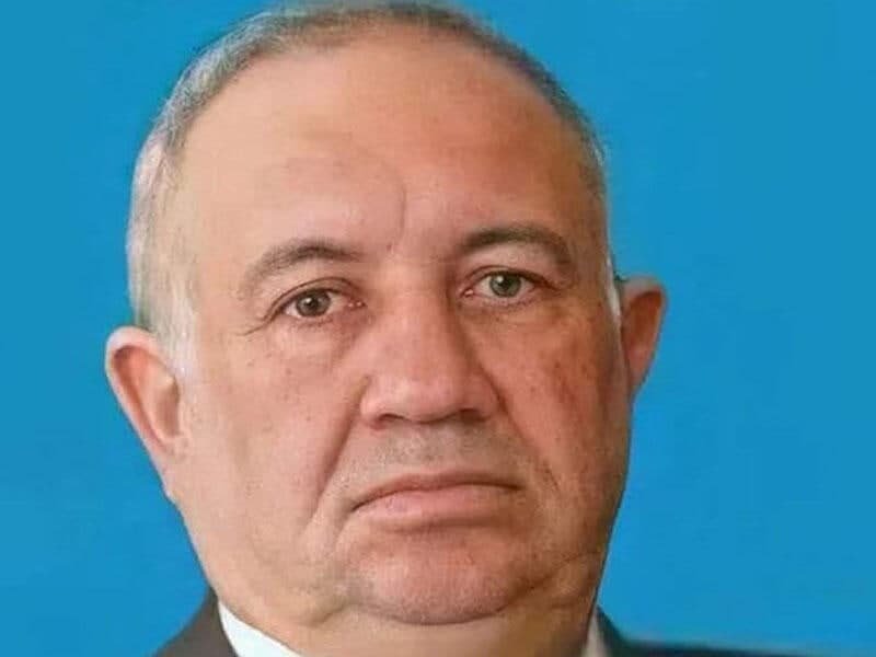 Metroda vəfat edən şəxs BDU-nun baş müəllimi imiş - FOTO - foto 1