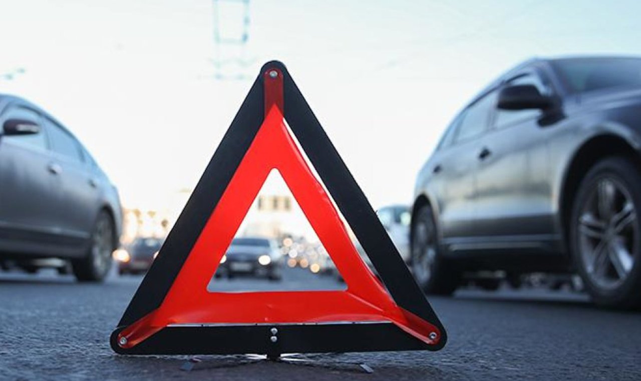 Şəmkirdə yol qəzası, yaralananlar var