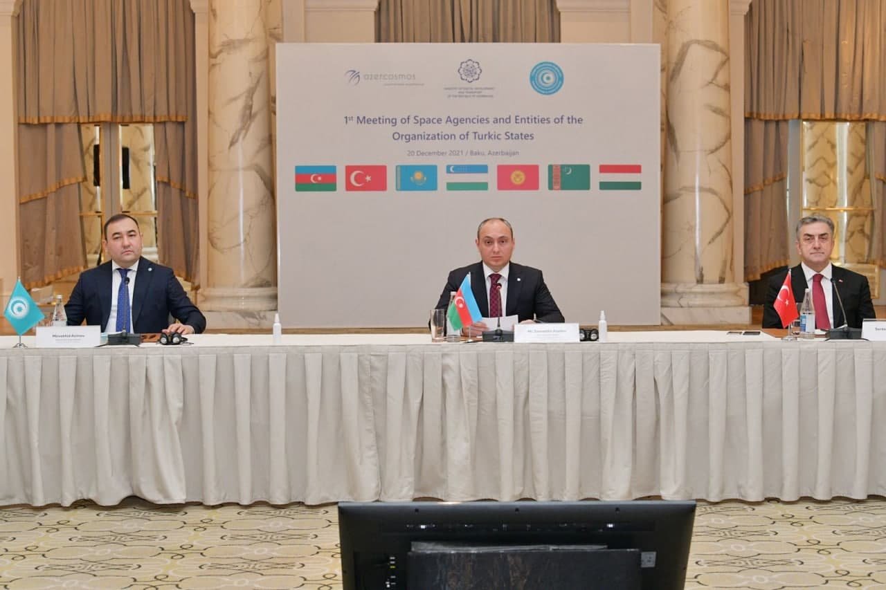 Türk dövlətləri arasında kosmik sahə üzrə əməkdaşlıq SƏNƏDİ İMZALANDI - FOTO