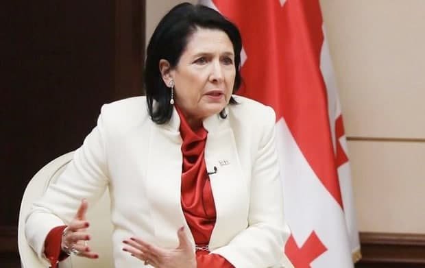 Gürcüstan prezidenti barışıq təklif edir? – Gürcü ekspert Zurabişvilinin məqsədlərini AÇIQLADI Gürcüstan prezidenti barışıq təklif edir? – Gürcü ekspert Zurabişvilinin məqsədlərini AÇIQLADI