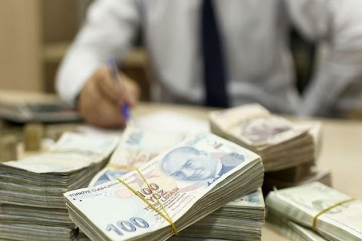 Türkiyə lirəsi möhkəmlənməyə davam edir