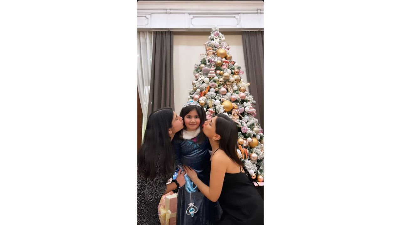 Paşinyanın qızı yolka qarşısında kimi öpdü? – FOTO - foto 1