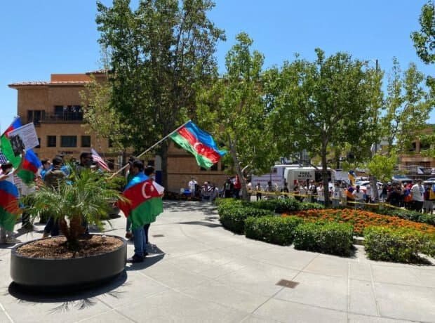 Ermənilərdən ABŞ-dakı konsulluğumuza qarşı TƏXRİBAT - FOTO Ermənilərdən ABŞ-dakı konsulluğumuza qarşı TƏXRİBAT - FOTO