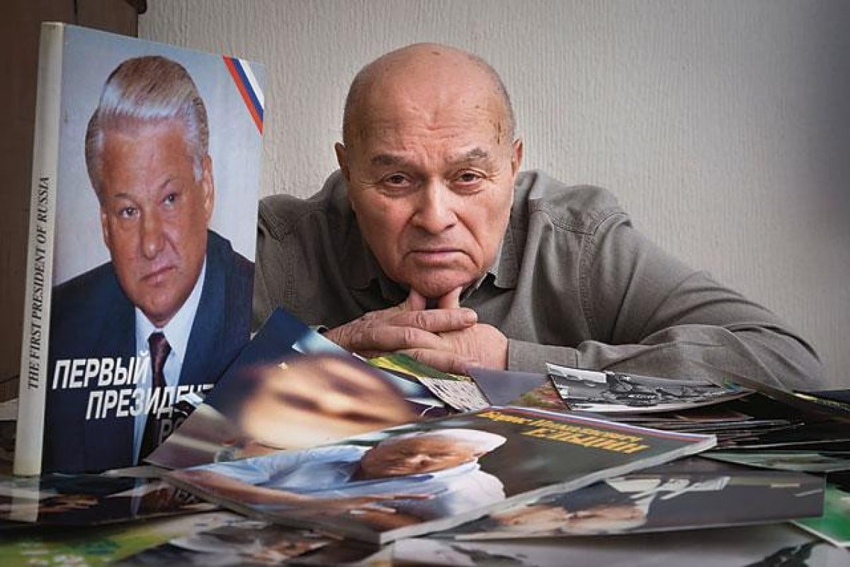 Keçmiş prezidentin şəxsi fotoqrafı vəfat etdi