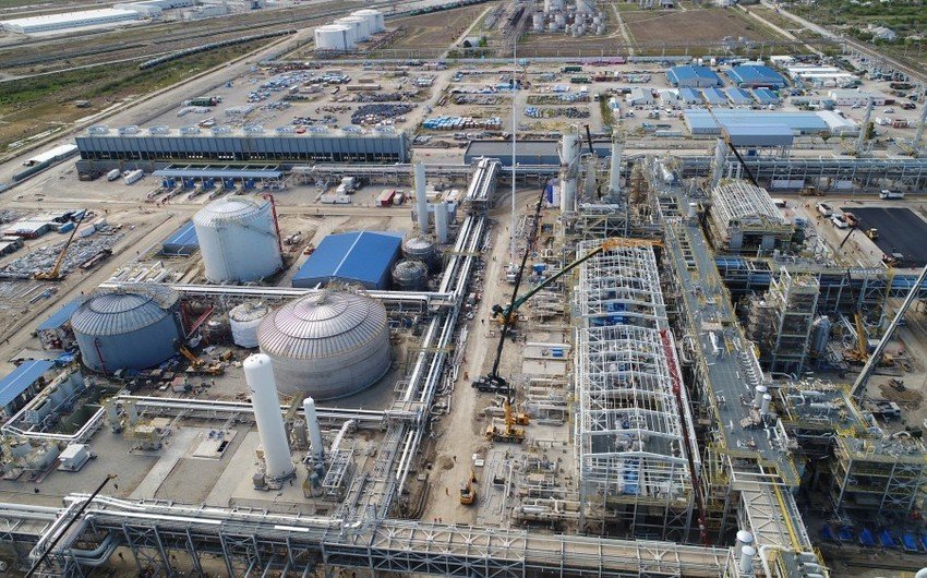 “SOCAR Karbamid” zavodunun gəlirləri 6 dəfə artdı “SOCAR Karbamid” zavodunun gəlirləri 6 dəfə artdı