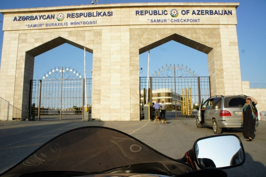 Rusiyadan quru sərhədi ilə Azərbaycan vətəndaşlarının ölkəyə qaytarılmasına start verildi - ÖZƏL