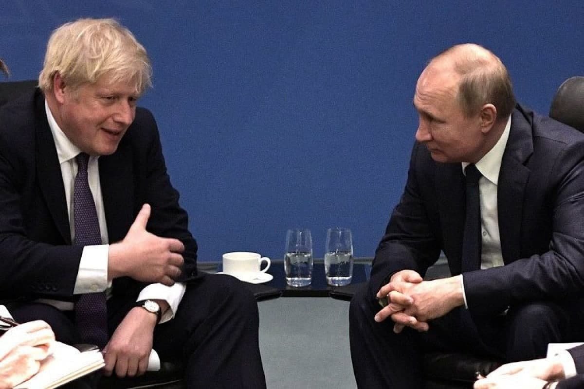 Putin bu gün Boris Consonla telefonla danışacaq - Yuri Uşakov 