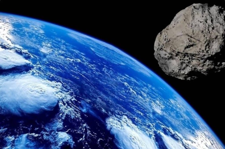 Futbol meydançası boyda asteroid Yerə yaxınlaşır Futbol meydançası boyda asteroid Yerə yaxınlaşır