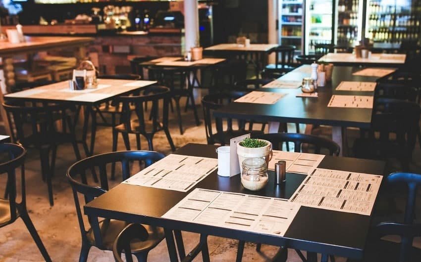 AQTA bu restoranları cərimələdi - SİYAHI