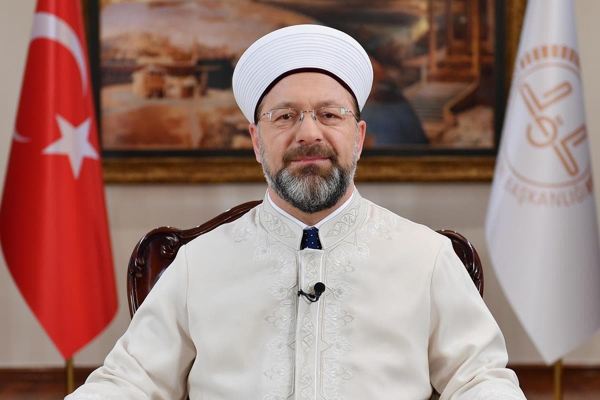 Türkiyə din rəsmisi kriptovalyutaların caizliyi məsələsinə aydınlıq gətirdi