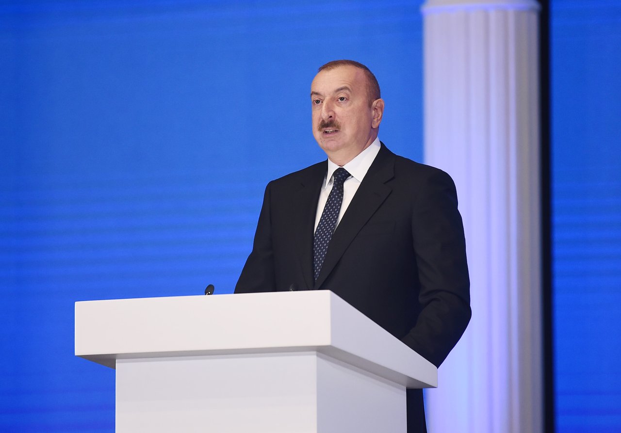 İlham Əliyevdən almaniyalı həmkarına: “Əməkdaşlıq ölkələrimizin maraqlarına xidmət edir” İlham Əliyevdən almaniyalı həmkarına: “Əməkdaşlıq ölkələrimizin maraqlarına xidmət edir”