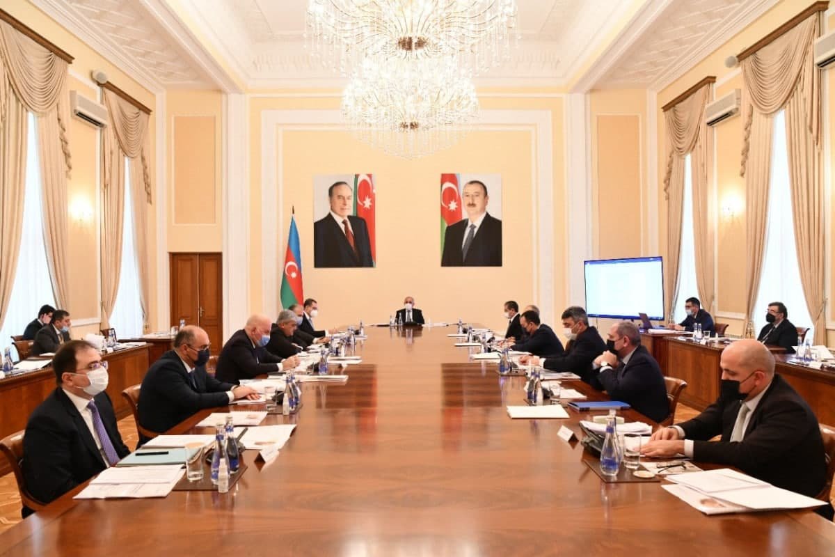 Baş nazir İqtisadi Şuranın iclasını keçirdi - FOTO - foto 1