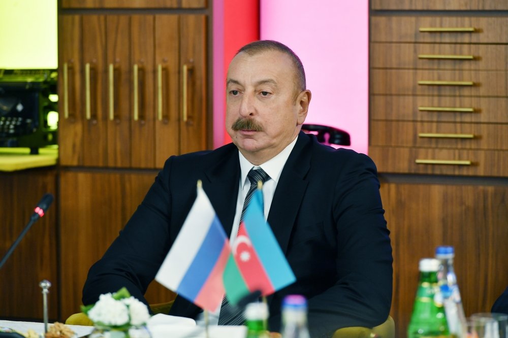 İlham Əliyevdən Ukrayna-Rusiya münasibətləri haqda suala CAVAB İlham Əliyevdən Ukrayna-Rusiya münasibətləri haqda suala CAVAB