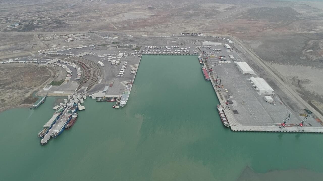 Bakı Limanı 30 milyona yaxın gəlir əldə etdi Bakı Limanı 30 milyona yaxın gəlir əldə etdi