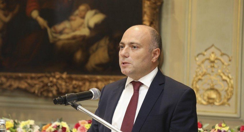 Nazir Rüstəm İbrahimbəyovun Azərbaycan kinosundakı xidmətlərindən DANIŞDI