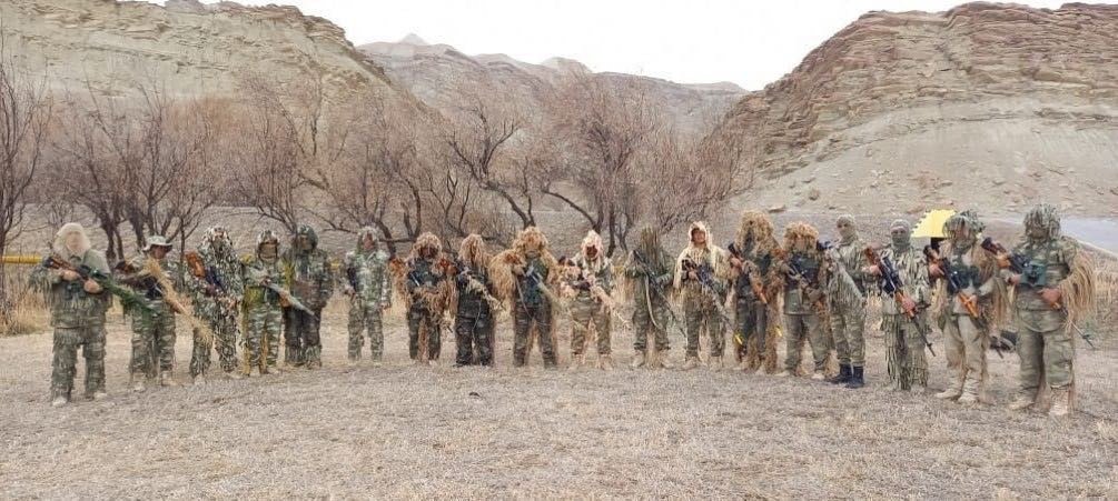 Azərbaycan Ordusunun snayperləri Türkiyədə kurs keçirlər - FOTO
