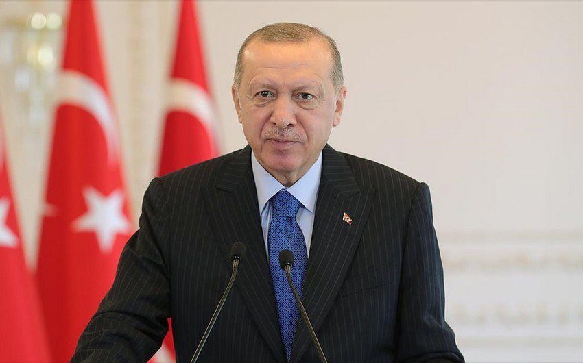 Ərdoğanı özbəkistanlı həmkarı Şavkat Mirziyoyev qarşıladı – YENİLƏNİB