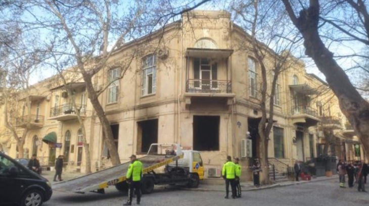 Bakıda partlayış zamanı 13 avtomobil zədələnib - FOTO 