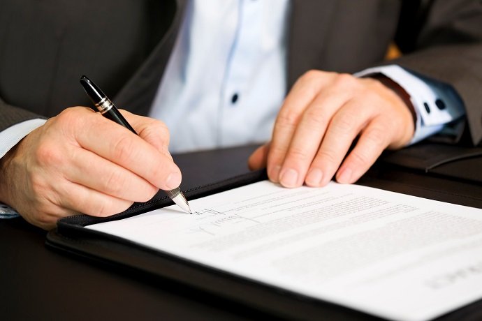 Azərbaycanda əmək müqavilələrinin sayı 44 %-dən çox artıb