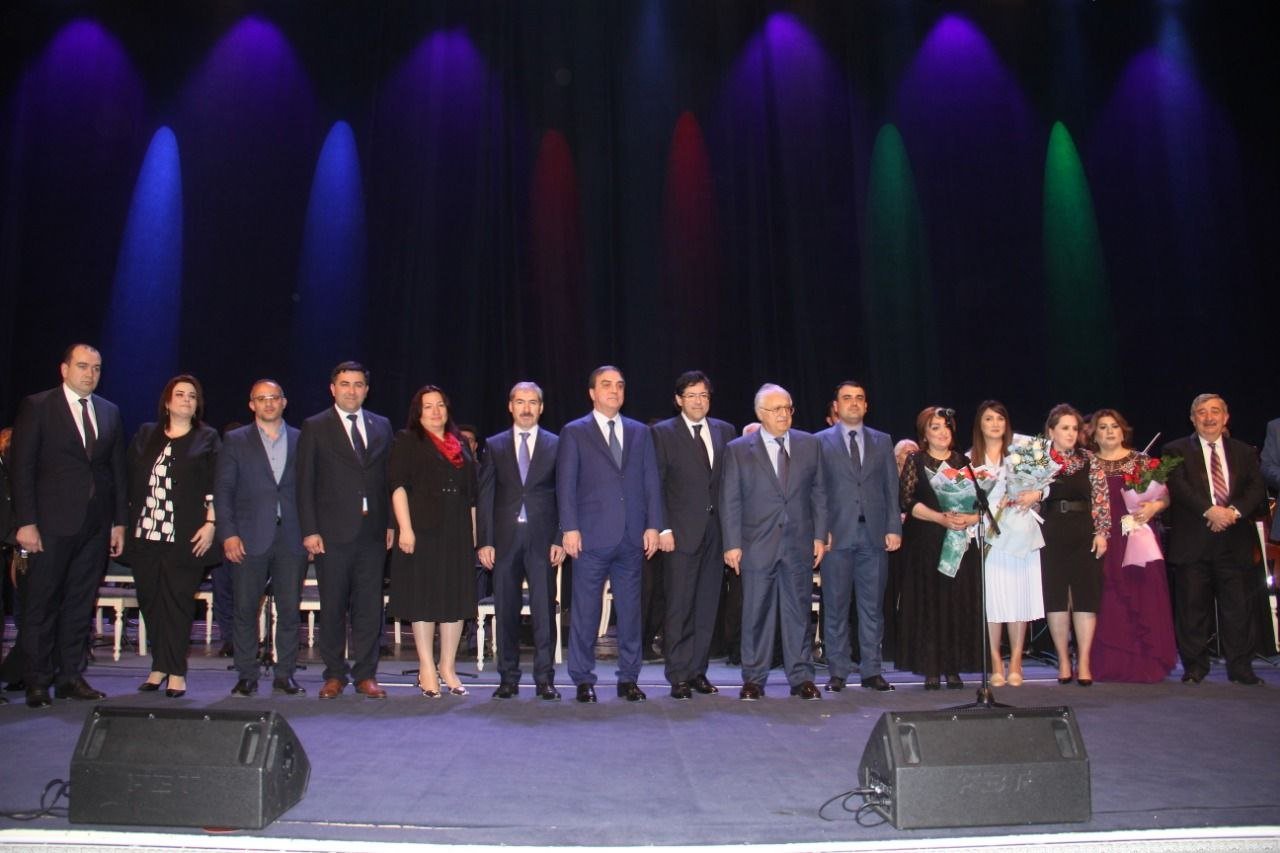 Fikrət Əmirovun 100 illiyinə həsr olunan əbədi-bədii gecə keçirildi – FOTO