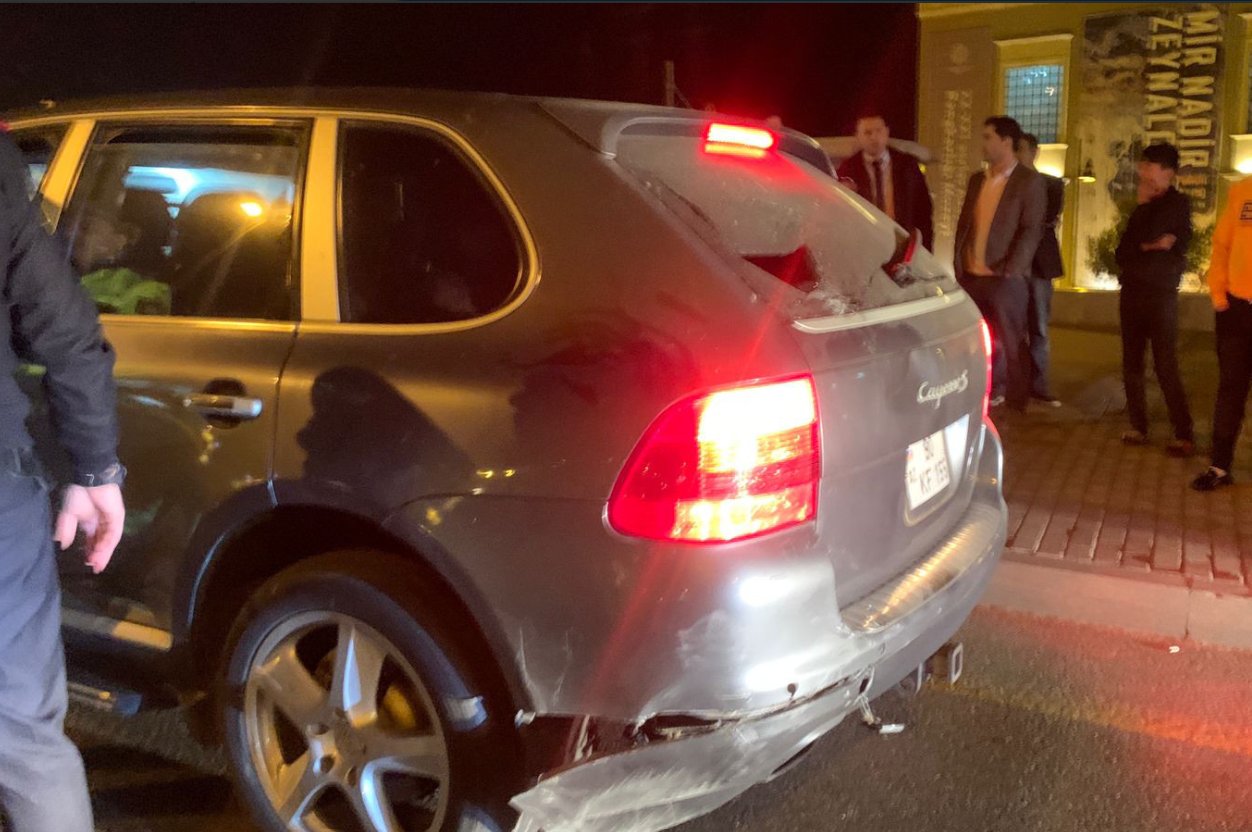 Tanınmış şairin nəvəsi “Porsche” ilə qəzaya düşdü