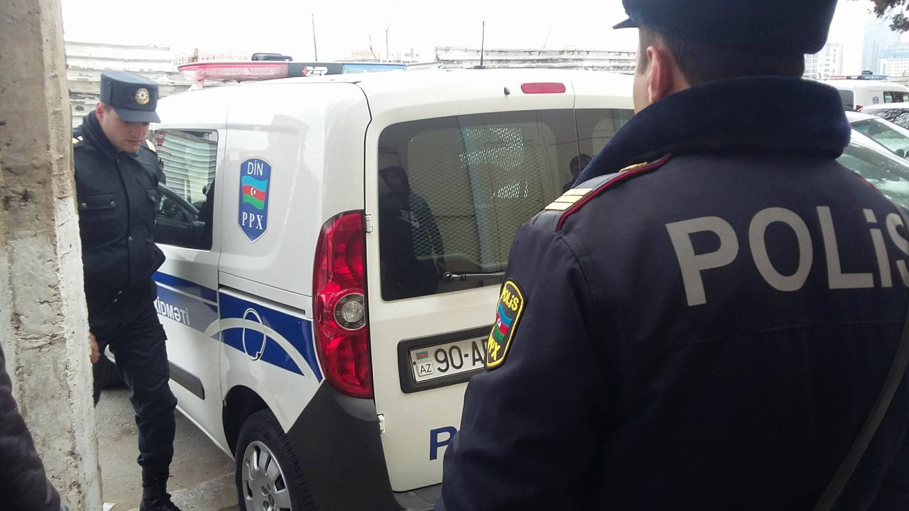 Beyləqanda polis ƏMƏLİYYATI: 2 qardaş həbs edildi - FOTO
