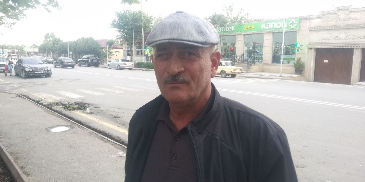 Ağdamda 28 il sonra öz beşiyini tapdı - FOTO