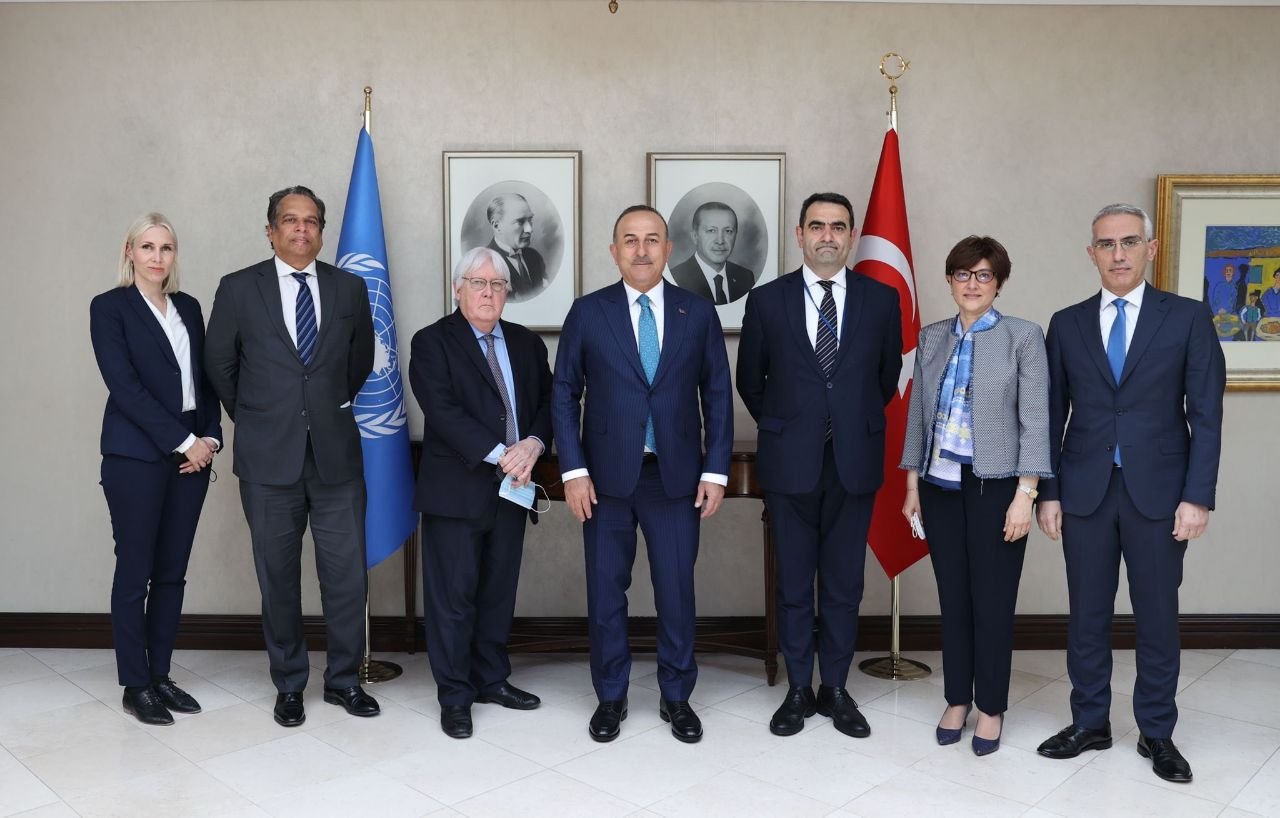 Çavuşoğlu BMT rəsmisi ilə Ukraynadakı vəziyyəti müzakirə etdi Çavuşoğlu BMT rəsmisi ilə Ukraynadakı vəziyyəti müzakirə etdi