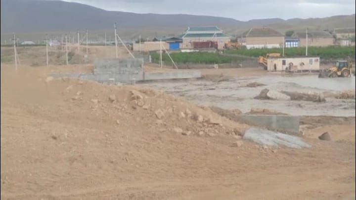 Hacıqbulda sel körpünü uçurdu - 7 kəndlə əlaqə kəsilib - FOTO