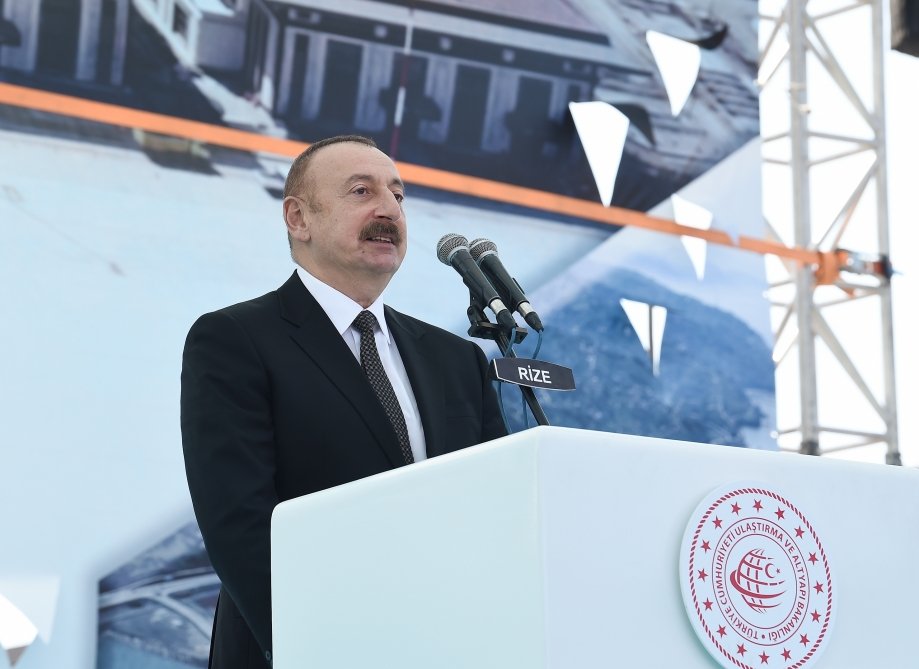 İlham Əliyev və Ərdoğan Rize-Artvin hava limanının açılışında - YENİLƏNİB - FOTO/VİDEO - foto 10
