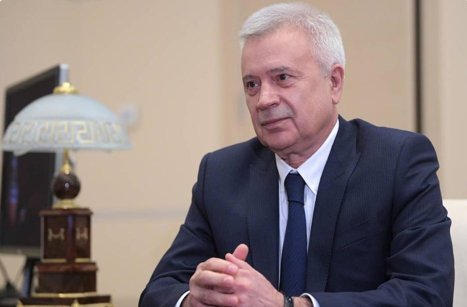 Vahid Ələkbərovun səlahiyyətlərinə vaxtından əvvəl xitam verildi - “Lukoyl”a bu şəxs RƏHBƏRLİK EDƏCƏK
