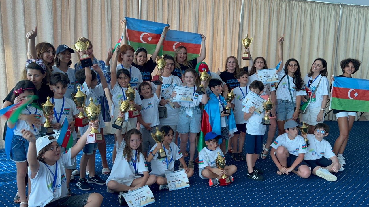 Azərbaycanlı şagirdlərdən beynəlxalq olimpiadada REKORD NƏTİCƏ - FOTO